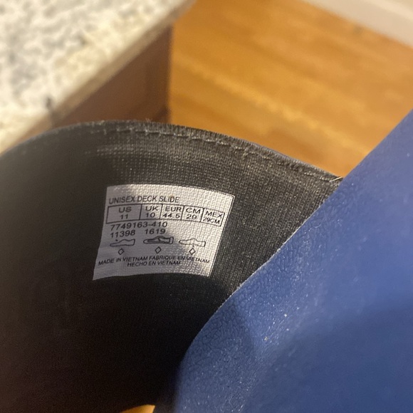 Speedo Stars and Stripes men’s slides, size 11 - Picture 5 of 5